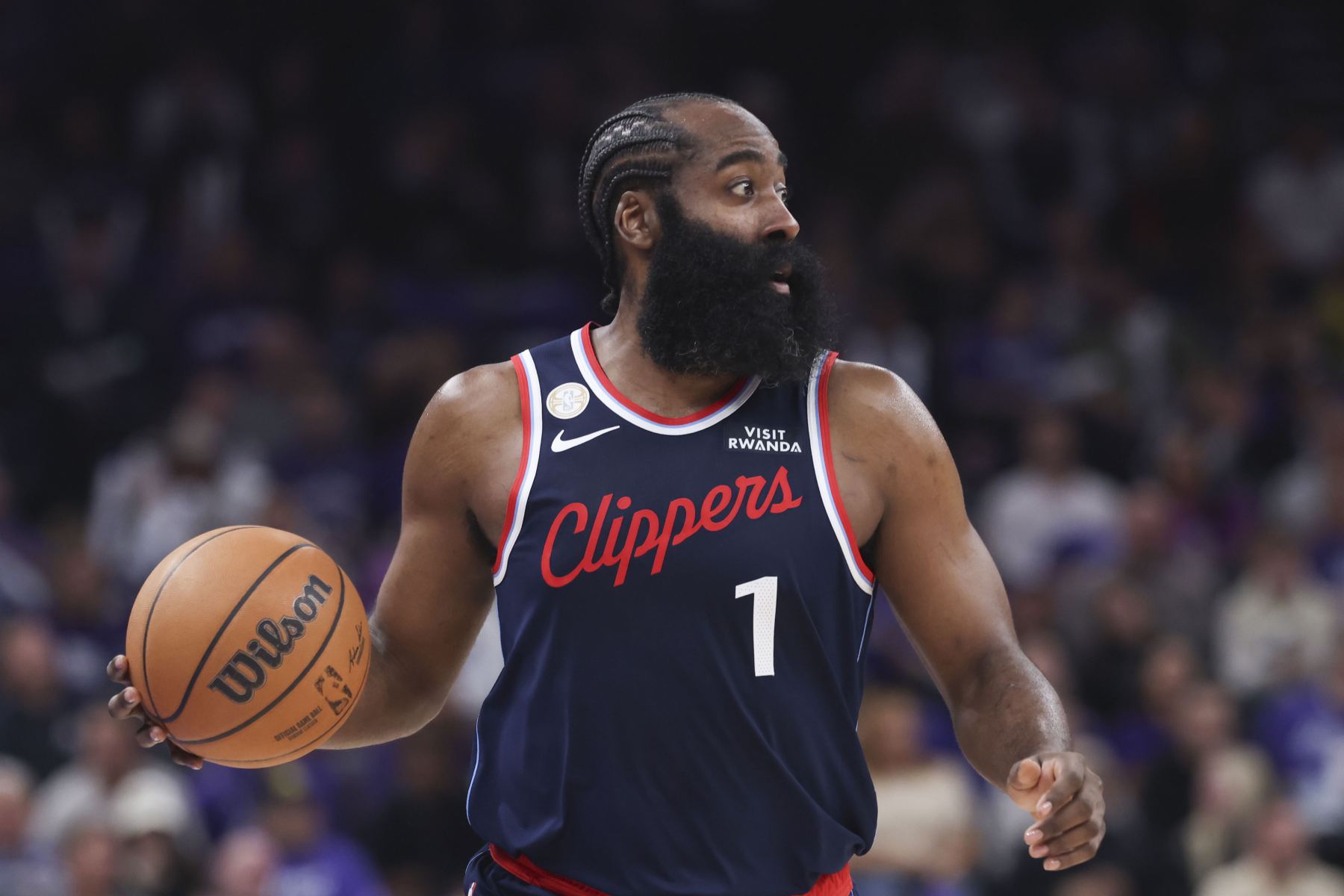 51 minutos de compras! Harden atinge o triplo-duplo mais velho com mais de 40 anos da história da NBA